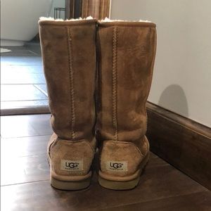 Women’s classic tall chestnut uggs